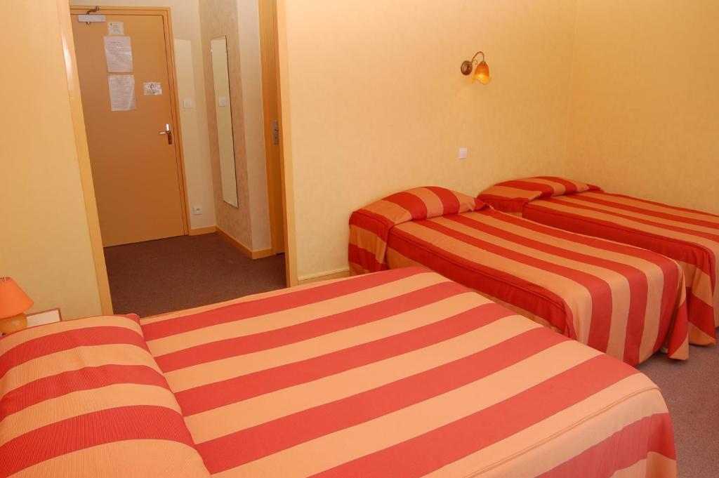 Logis Les Parcs Hotel Talmont-Saint-Hilaire Room photo